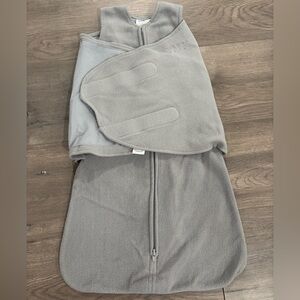 Halo micro fleece swaddle sleep sack. Size small 3-6 months